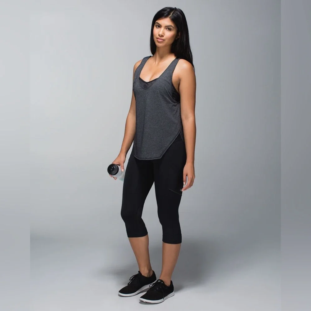 lululemon athletica Seek The Heat Tank Size: 8